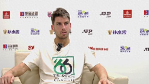 羽毛球男单 羽毛球男单